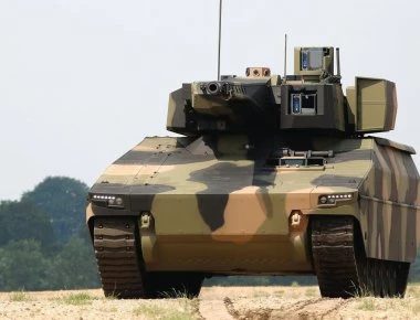 Το νέο «θηριώδες» ΤΟΜΑ Lynx KF41 παρουσίασε η Rheinmetall